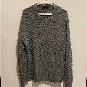 Banana Republic Men's Heavyweight 100% Cotton Cable Knit Crewneck Sweater - Gray